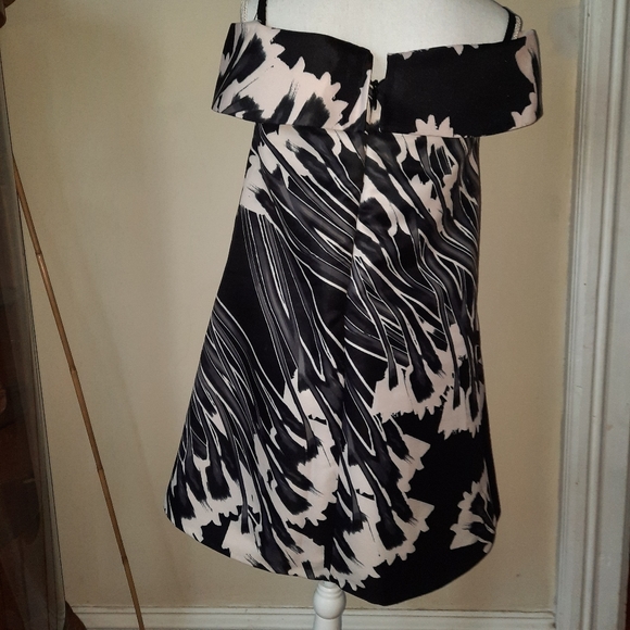 Halston dress - Picture 3 of 4